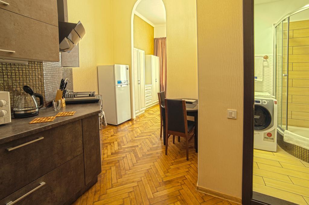 Apart Hotel Kvartira 1 Odessa Dış mekan fotoğraf