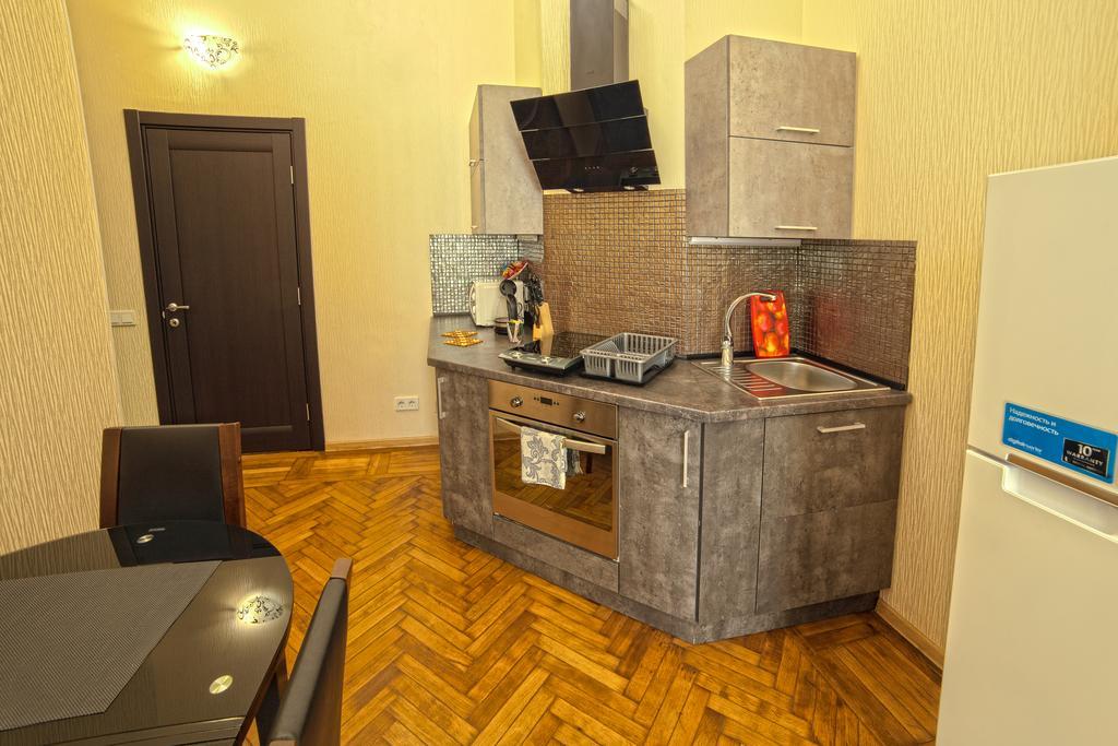 Apart Hotel Kvartira 1 Odessa Dış mekan fotoğraf
