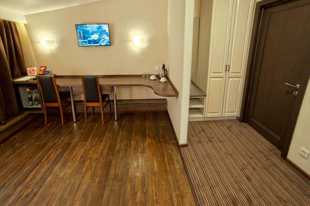 Apart Hotel Kvartira 1 Odessa Dış mekan fotoğraf