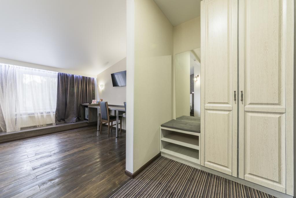Apart Hotel Kvartira 1 Odessa Dış mekan fotoğraf